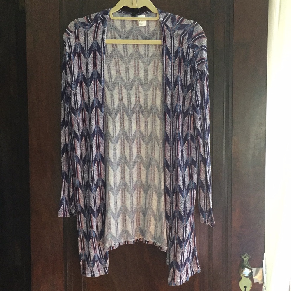 Feather print lightweight duster